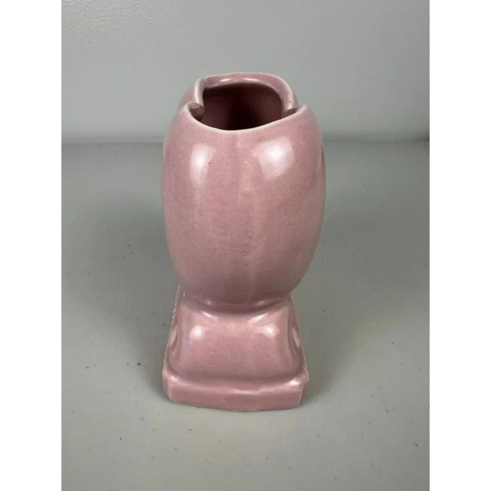 Vintage Pink Ceramic Heart Shaped‎ Vase Scrolled Pedestal Base Mid Century Style